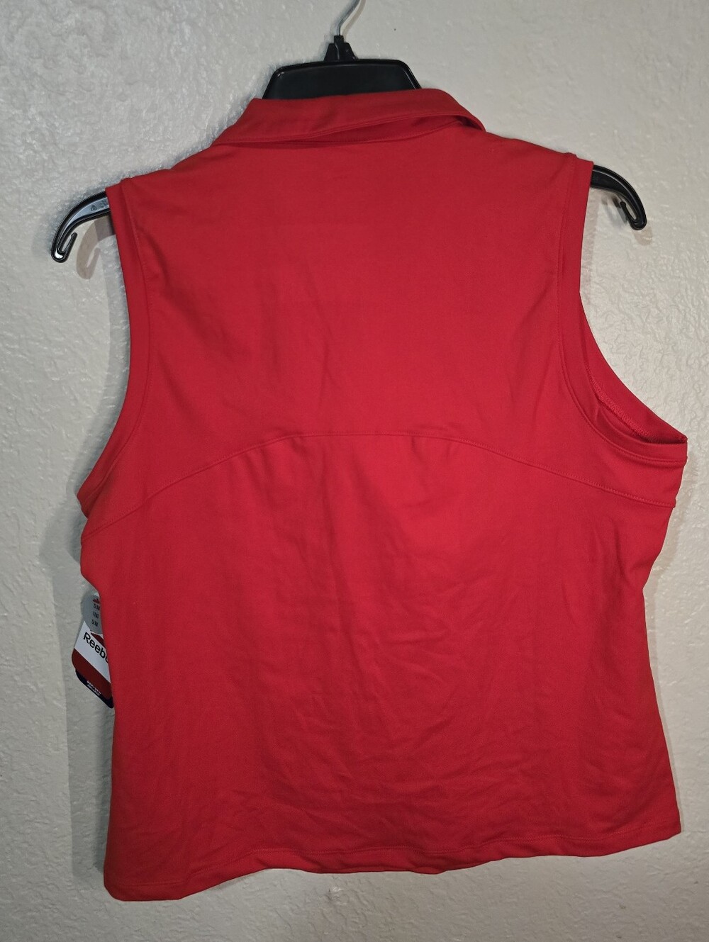 Reebok Women's Red Sleeveless Athletic Polo Tank Top Zip-Front Sz L - Picture 9 of 9